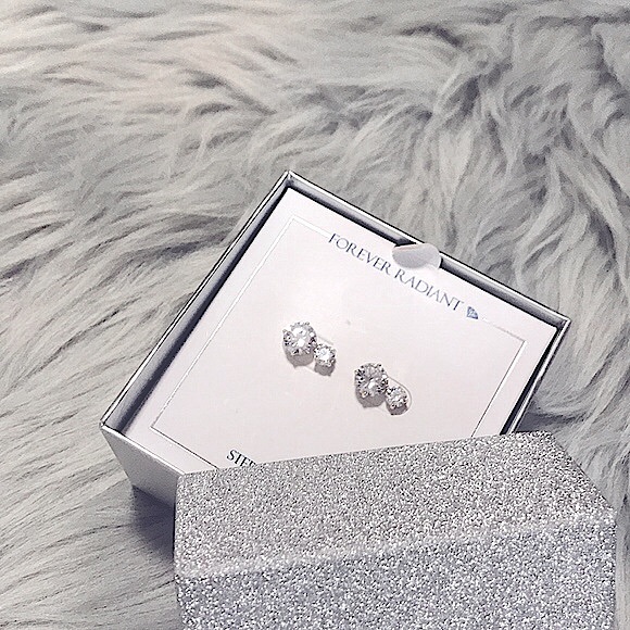 💎Brilliant Sparkle CZ 925sSterling Silver Earring - Picture 7 of 16